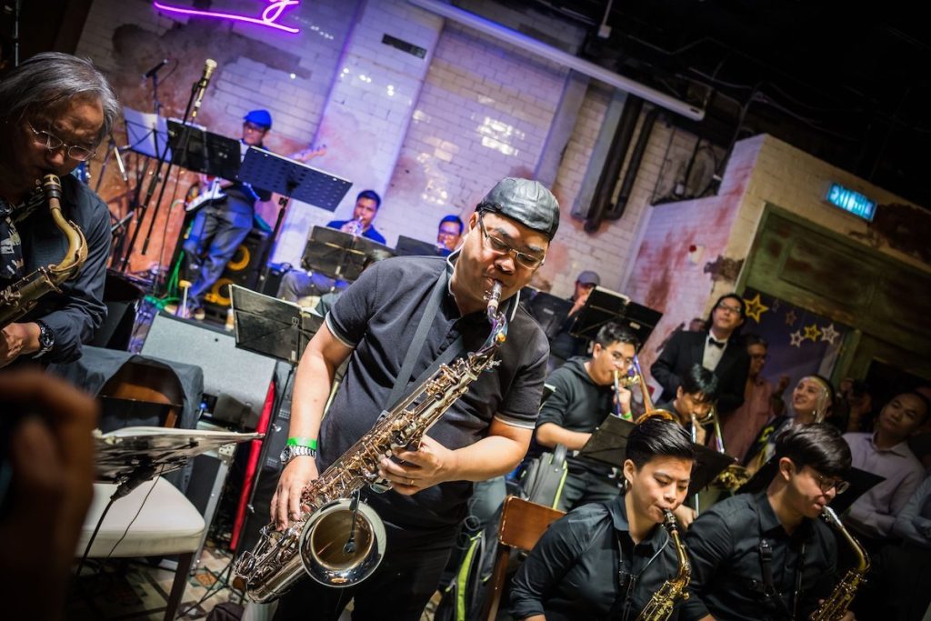 A Nightlife Bar Where Culinary Passion and Live Music Intertwine Beautifully